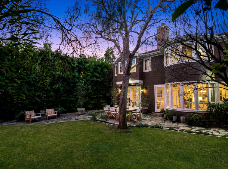 Highly sought-after Ken Ungar designed Quintessential Cape Cod in Brentwood CA. Back of the house.