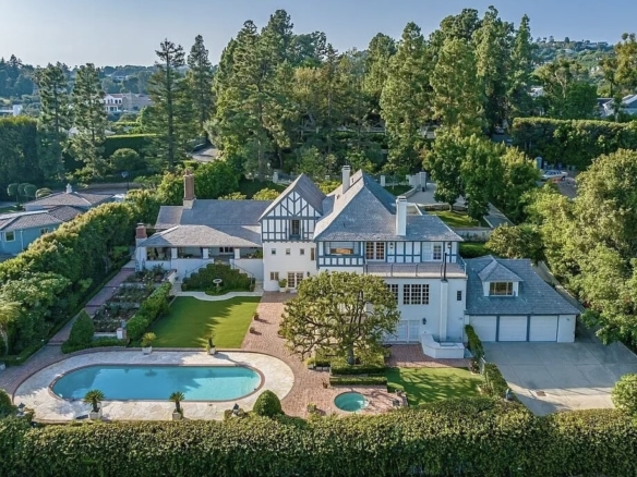 Bel Air Estate from an aerial view