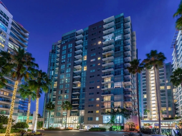 Marina Pointe Codon Building in Marina Del Ray, Los Angeles, CA